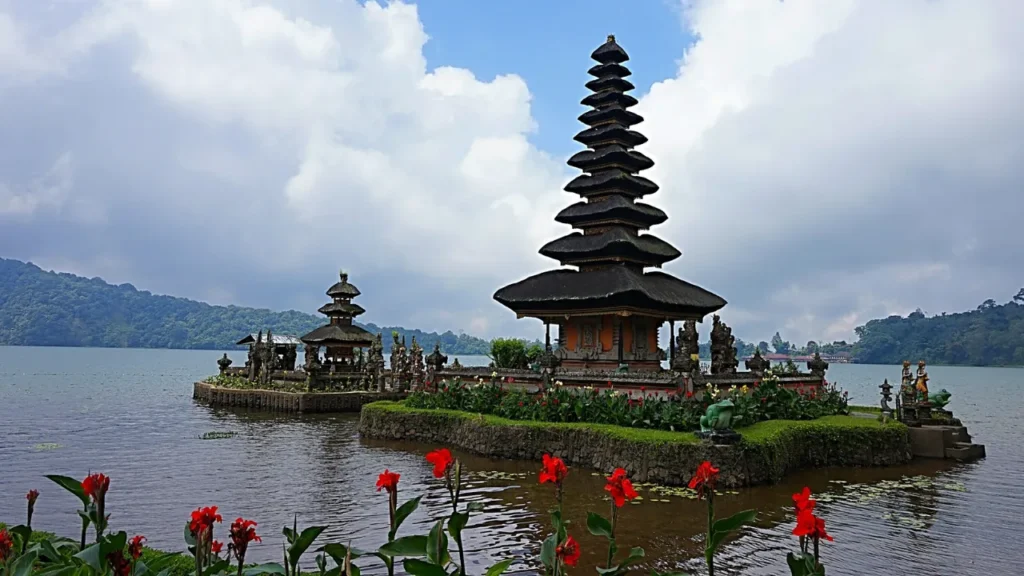 Daya tarik wisata Bedugul Bali Danau Beratan dan Pura Ulun Danu