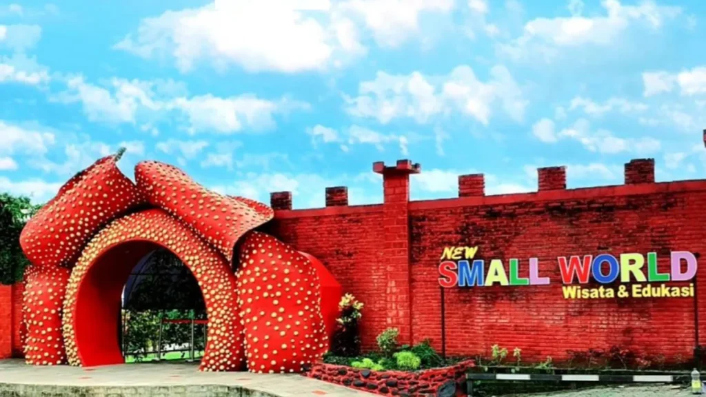 Small World Purwokerto