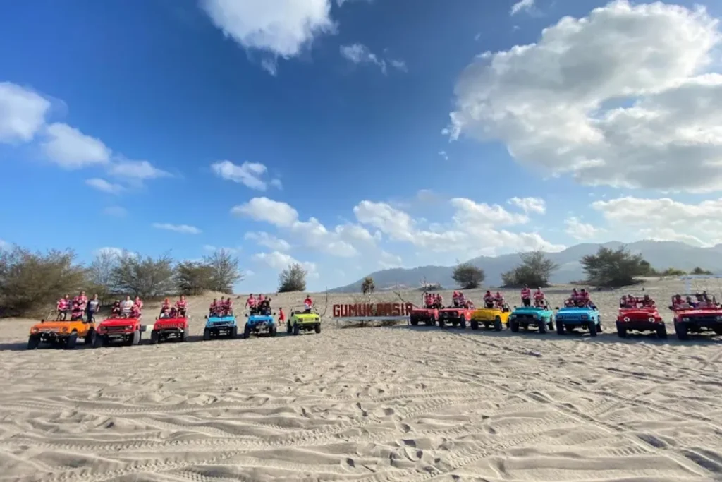 wisata alam Jogja Gumuk Pasir Parangkusumo