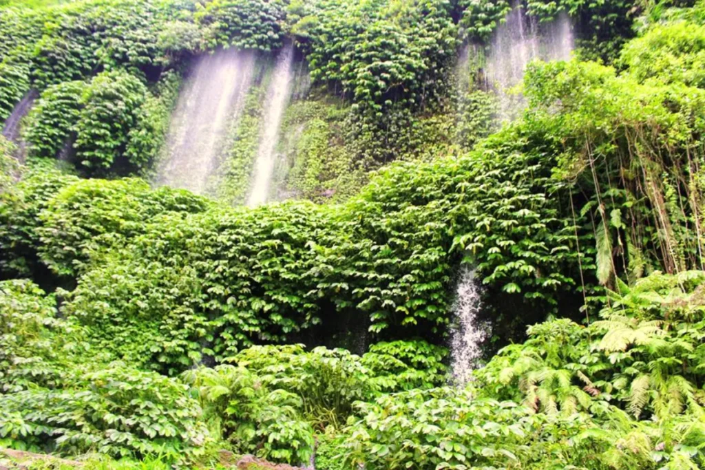 Air Terjun Benang Kelambu