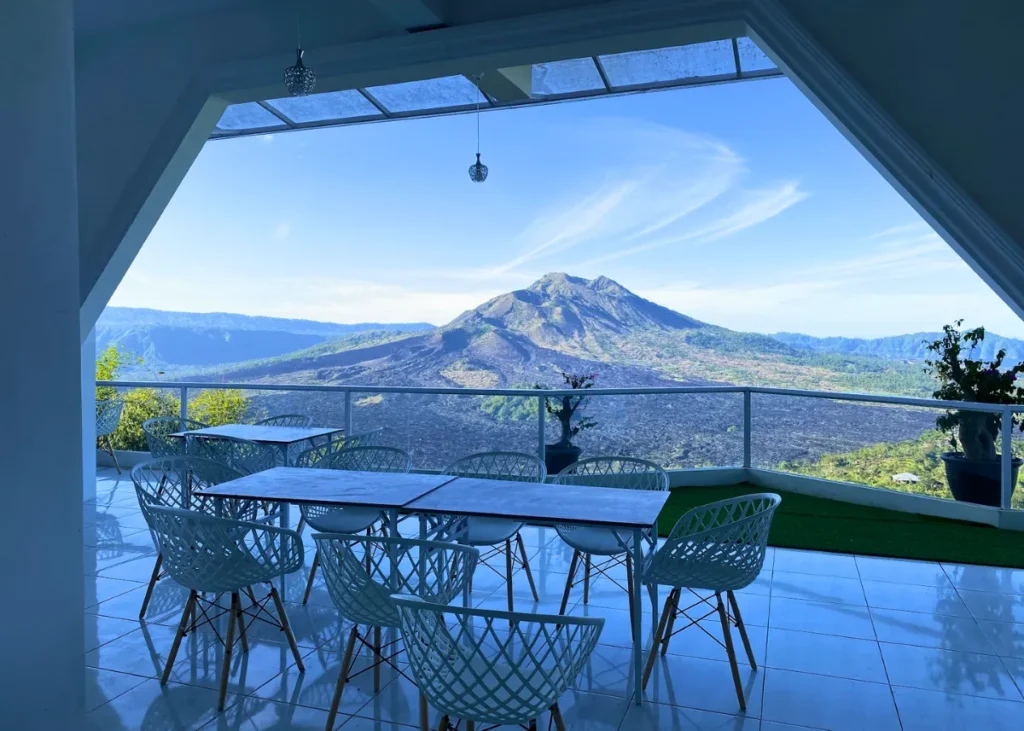 Devanora Hotel & Resto