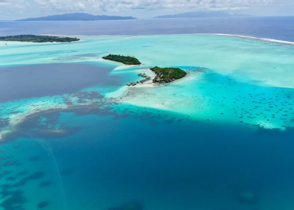 tempat liburan pantai terindah di dunia